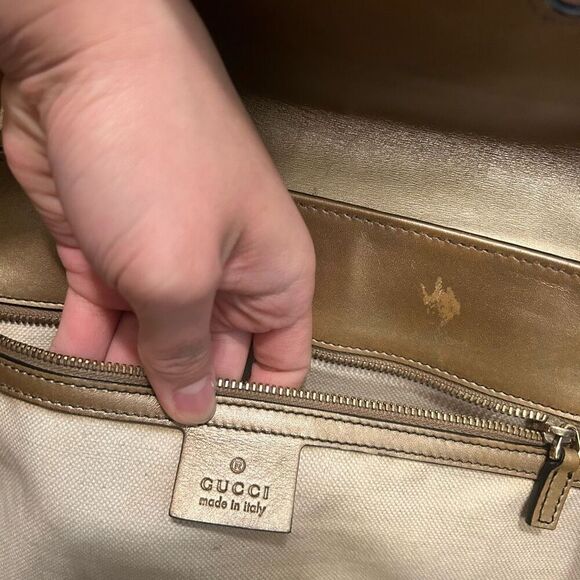 Gucci Metallic Gold Guccissima Leather Large Emily Chain Shoulder Bag - Picture 4 of 16